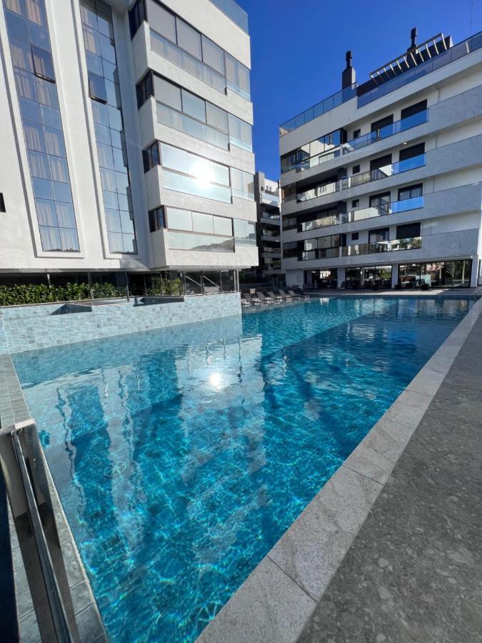 Cobertura Velejar Em Condominio Clube - Com Area De Lazer Governador Celso Ramos Luaran gambar